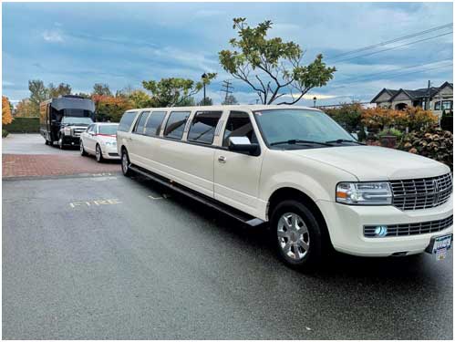 Hire A Luxury Car For Memorable Occasions By Hourly Limo Services